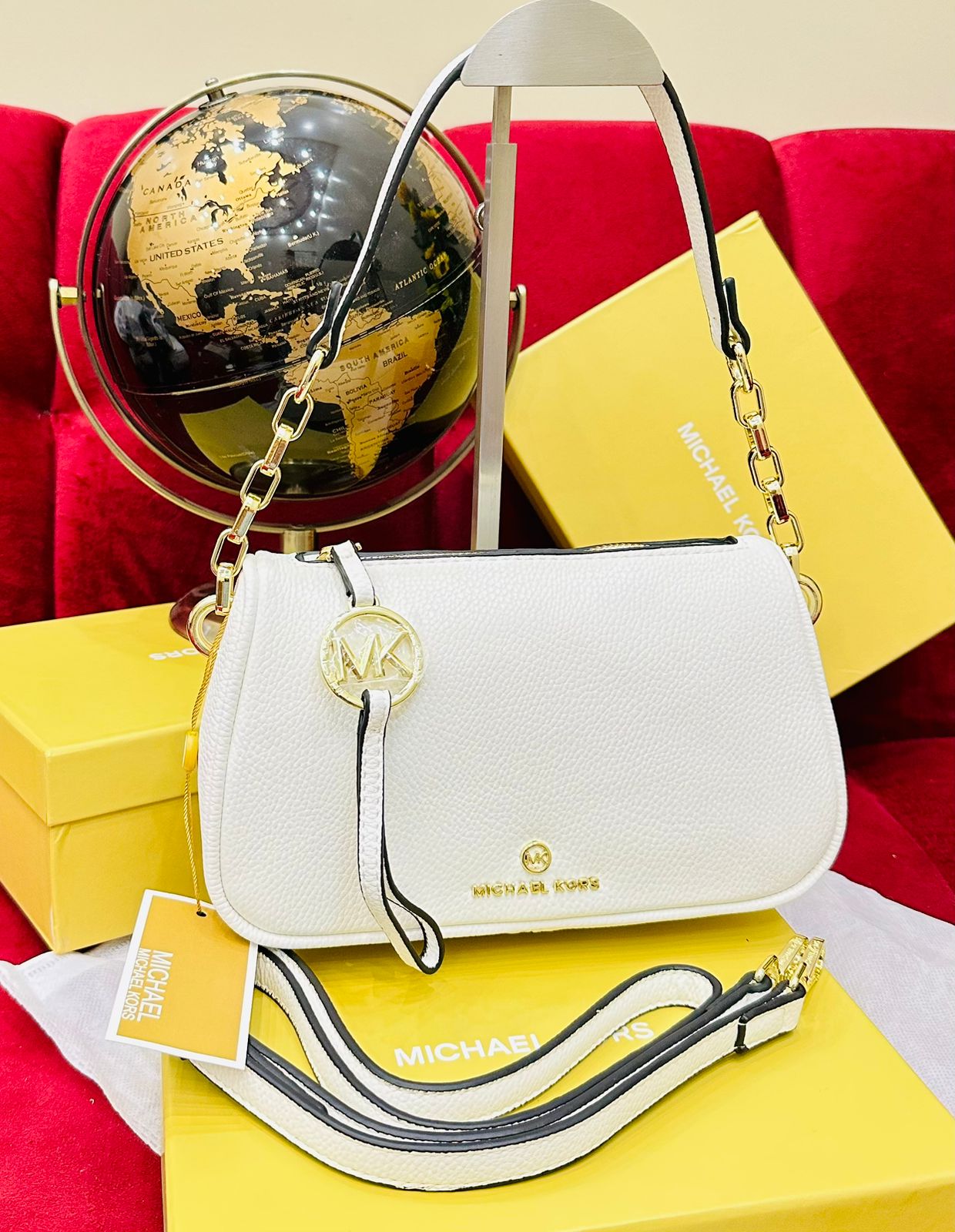 Michael Kors – Premium Quality Handbag